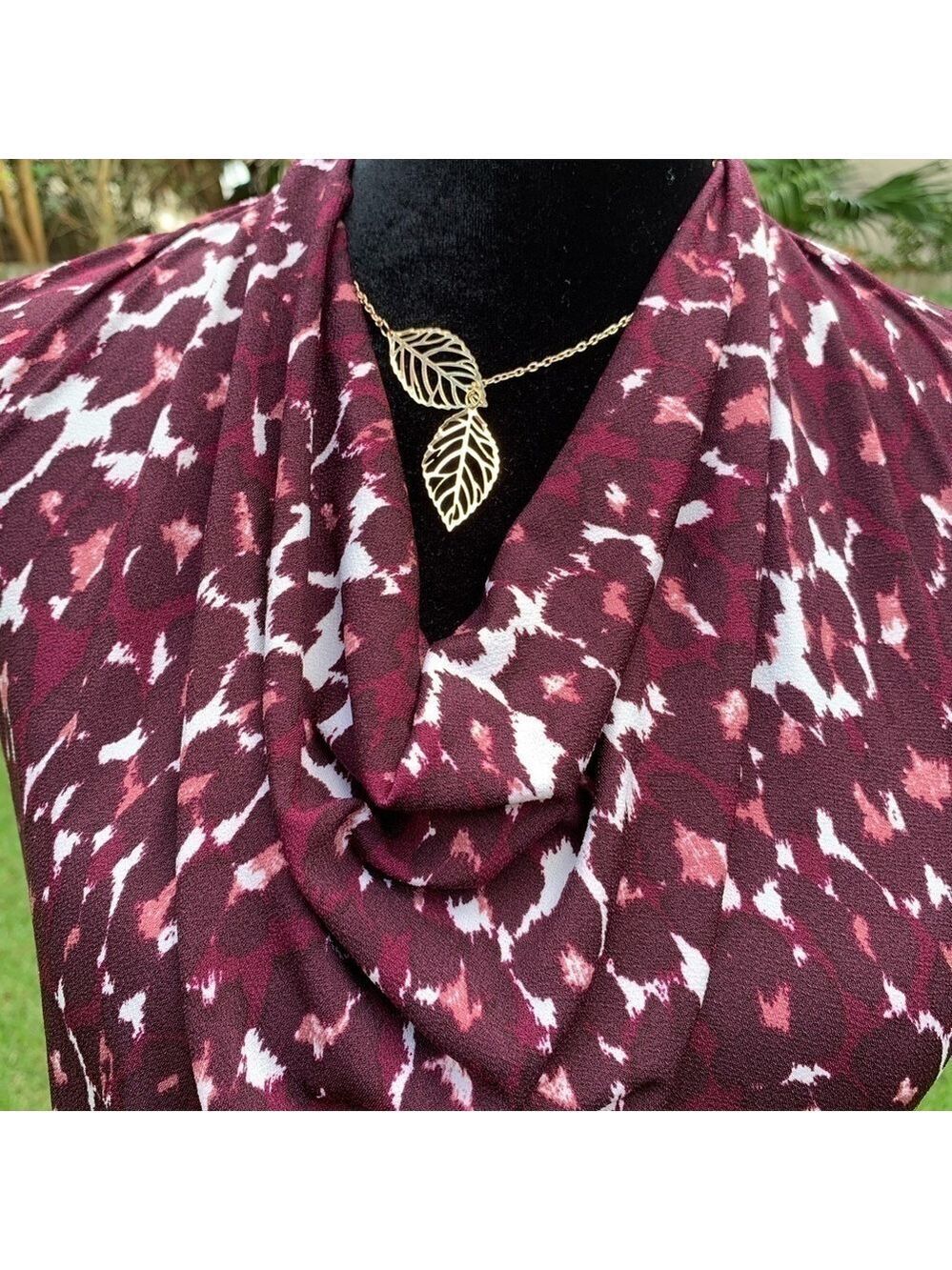 ANN TAYLOR  Abstract animal print sleeveless drape neck top burgundy wine